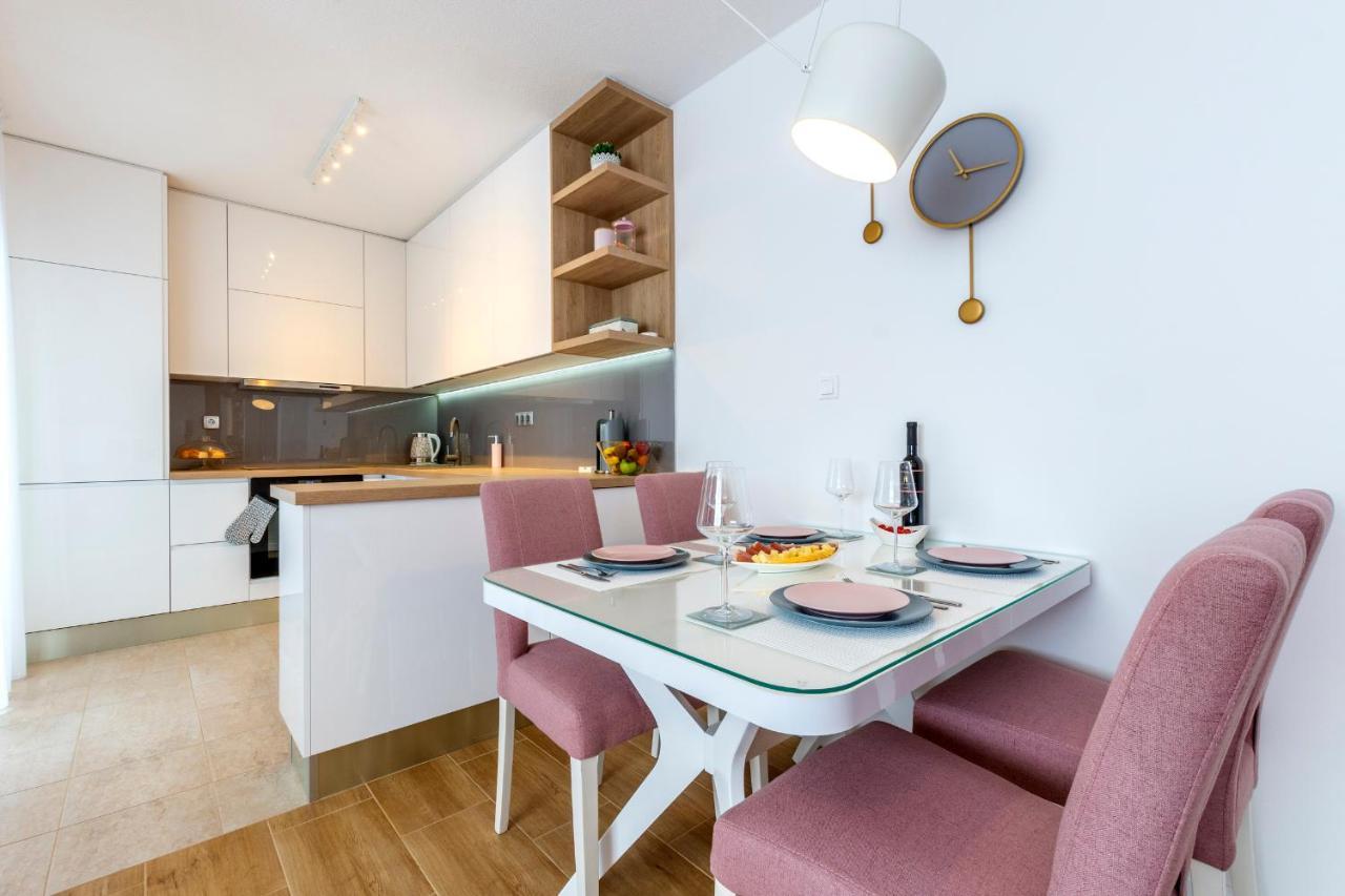 Rose Apartment Kastela Ngoại thất bức ảnh