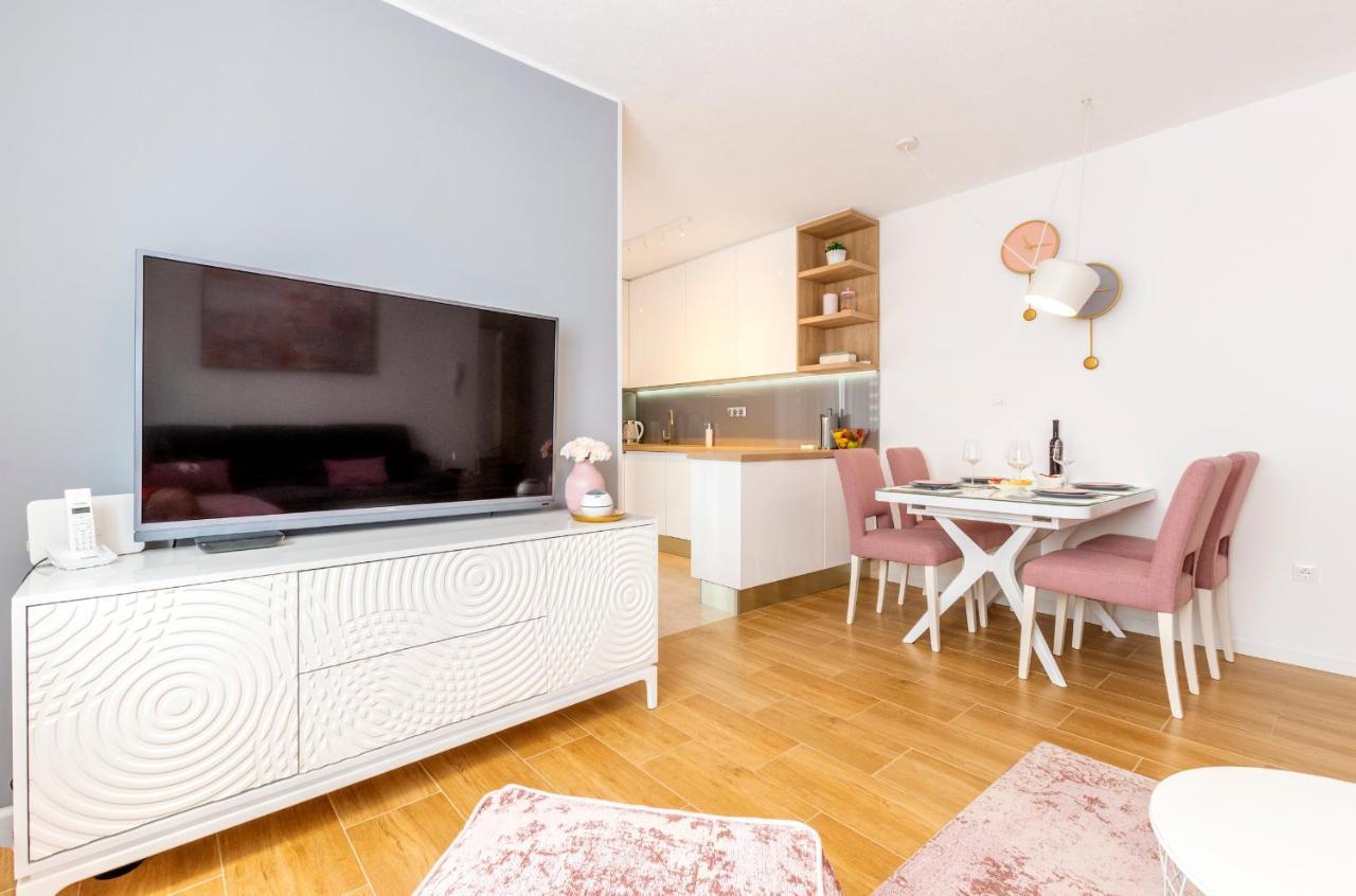 Rose Apartment Kastela Ngoại thất bức ảnh